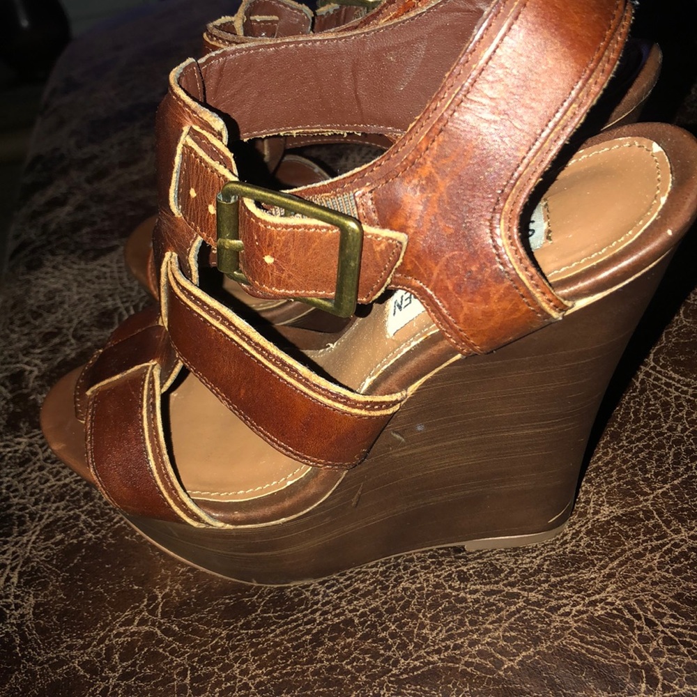 Steve Madden - Picture 4 of 4